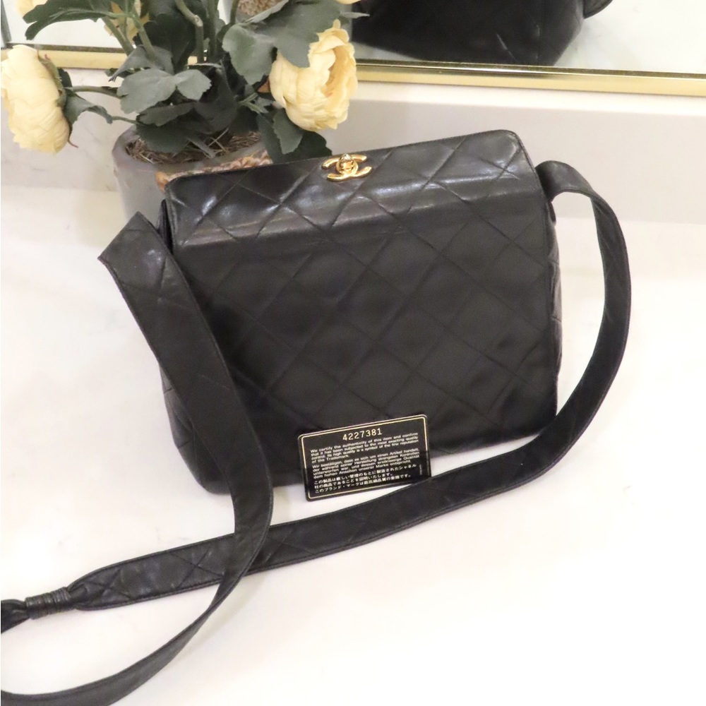 Chanel CC turn lock quilted shoulder bag